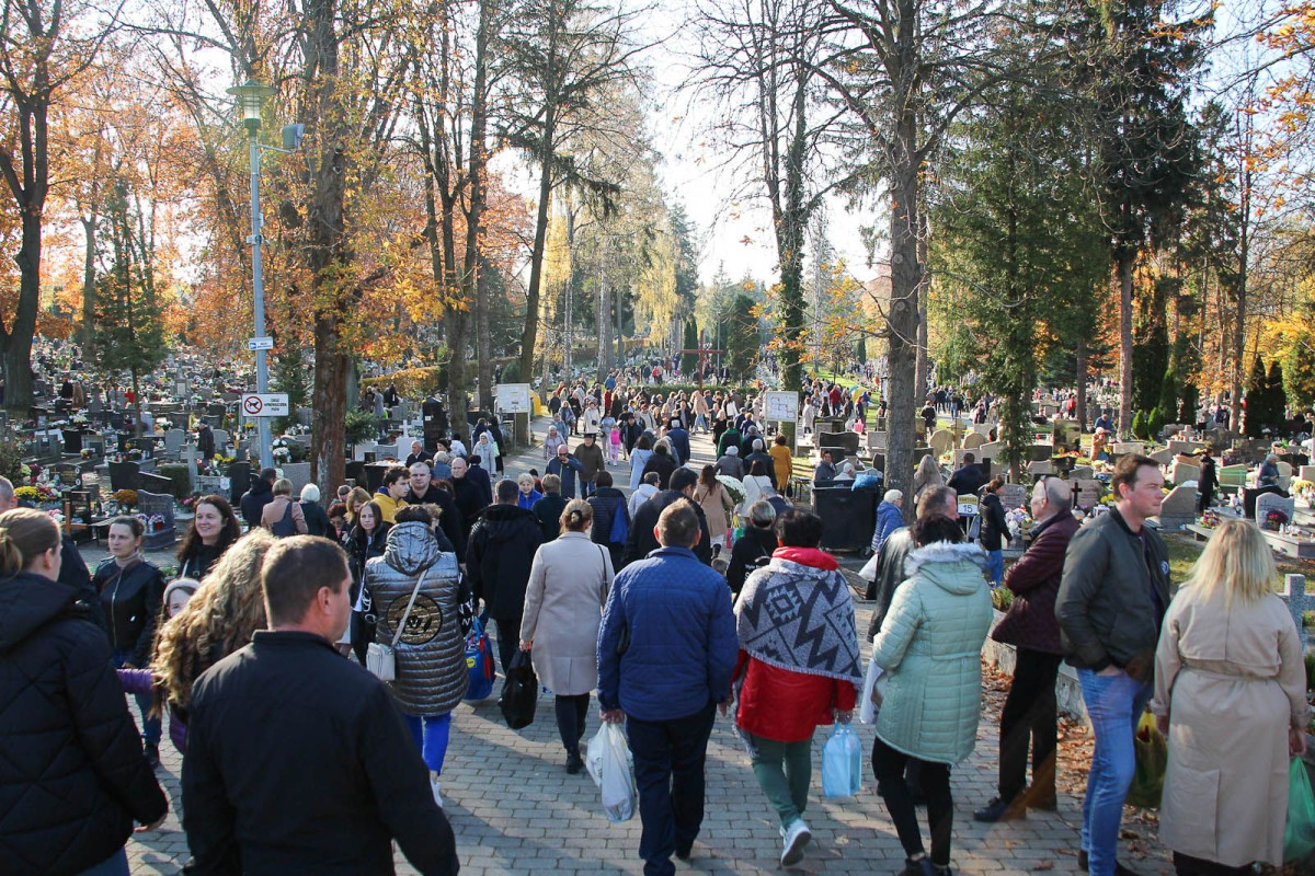 Cmentarz w Bolesławcu - 1 listopada 2024