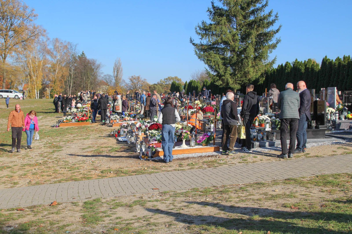 Cmentarz w Bolesławcu - 1 listopada 2024