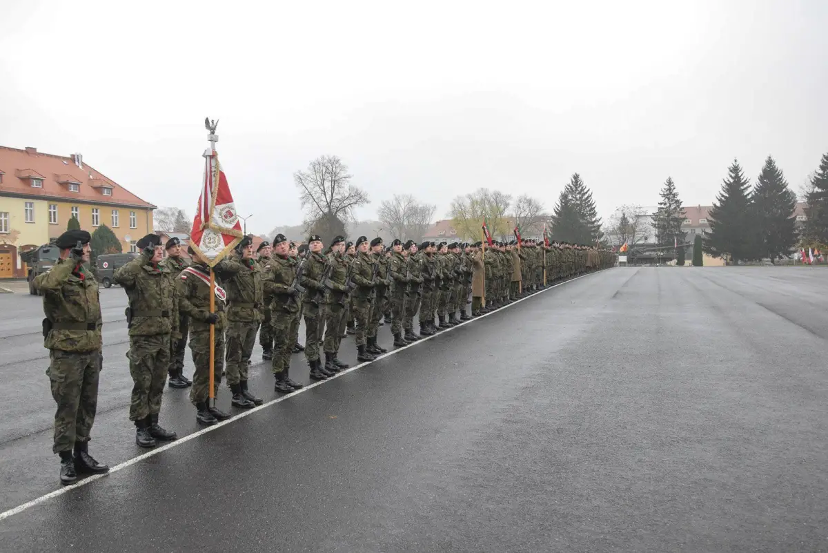 Obchody Święta Niepodległości w bolesławieckiej jednostce