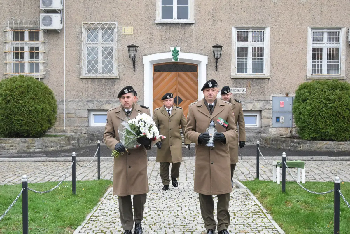Obchody Święta Niepodległości w bolesławieckiej jednostce