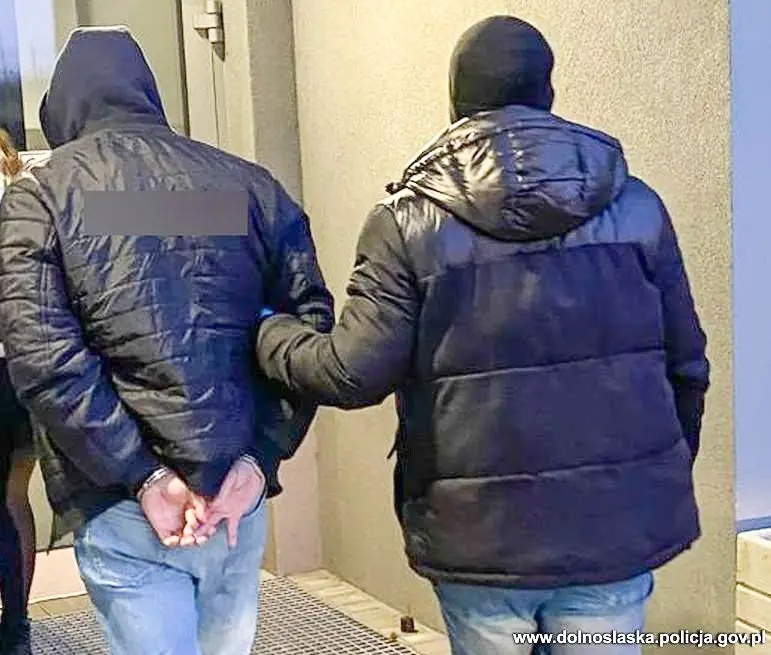 Podejrzany i faktura