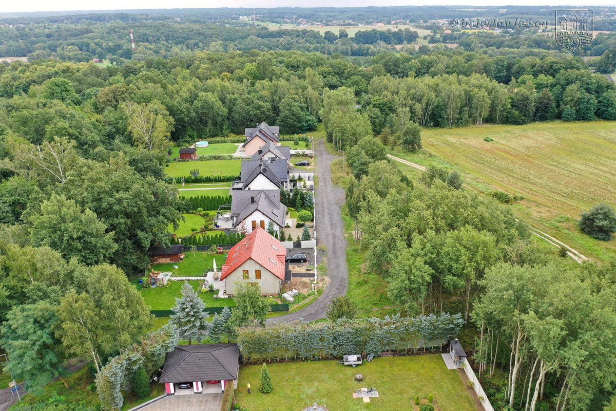 Rusza budowa drogi przy Czerwonych Maków