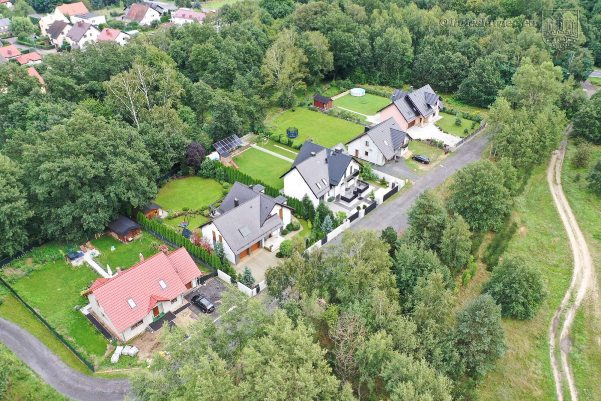 Rusza budowa drogi przy Czerwonych Maków