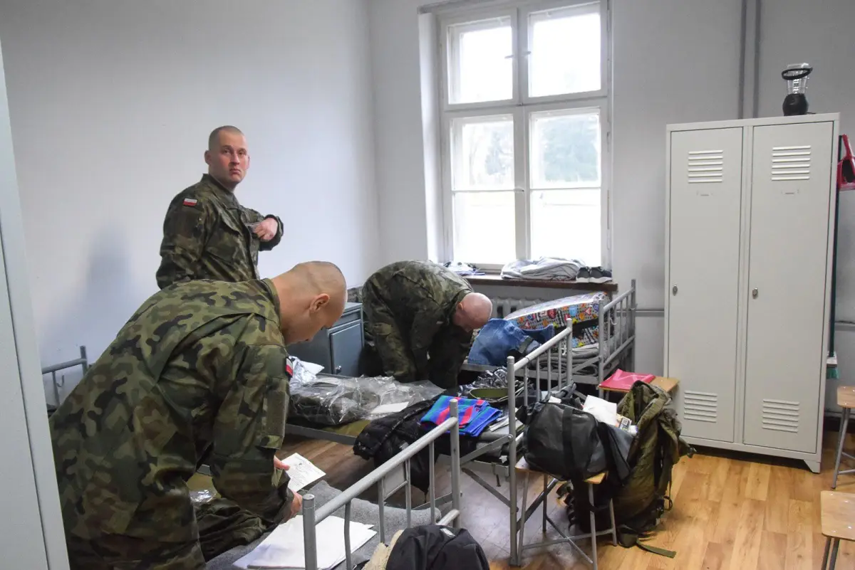 Nowi ochotnicy w bolesławieckim pułku