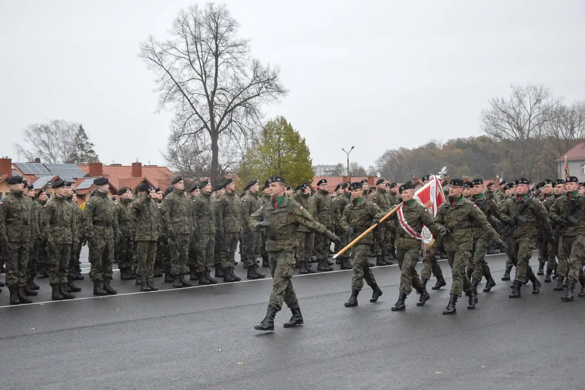 Nowi ochotnicy w bolesławieckim pułku
