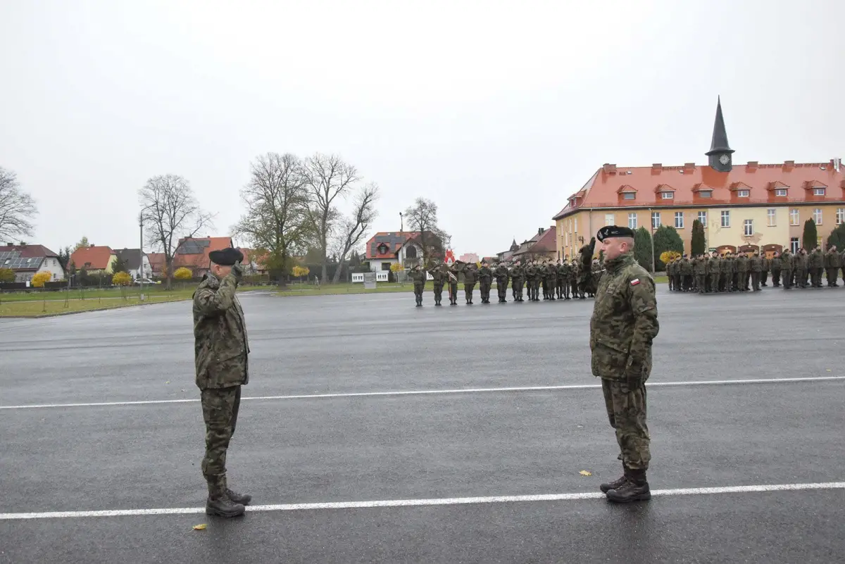 Nowi ochotnicy w bolesławieckim pułku