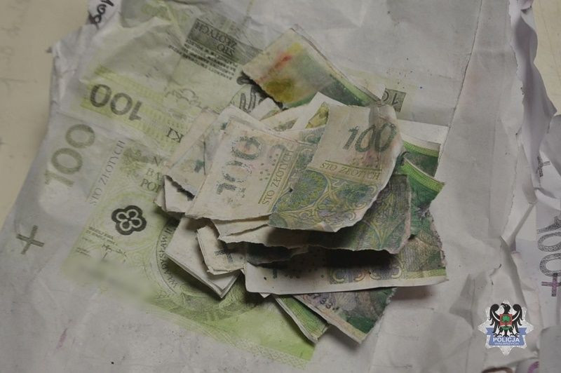 Podrabiał w domu pieniądze. Tłumaczył, że chciał pochwalić się przed znajomymi