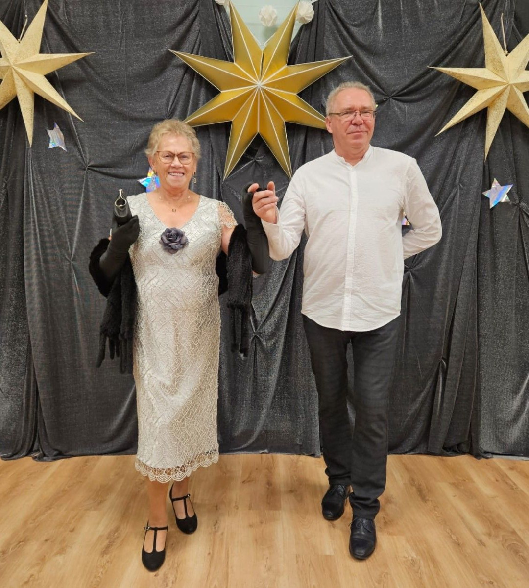 Seniorzy tańczyli z gwiazdami