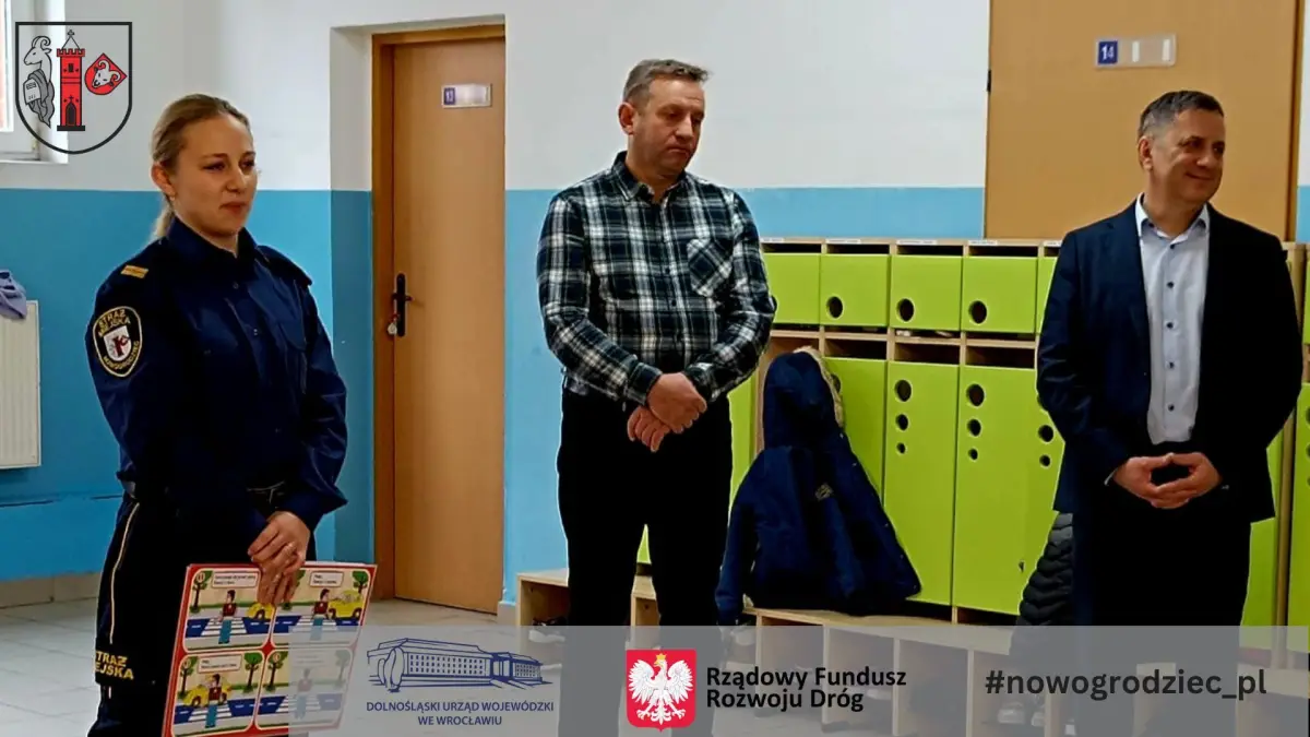 Przebudowa drogi gminnej – ul. A. Mickiewicza w Nowogrodźcu