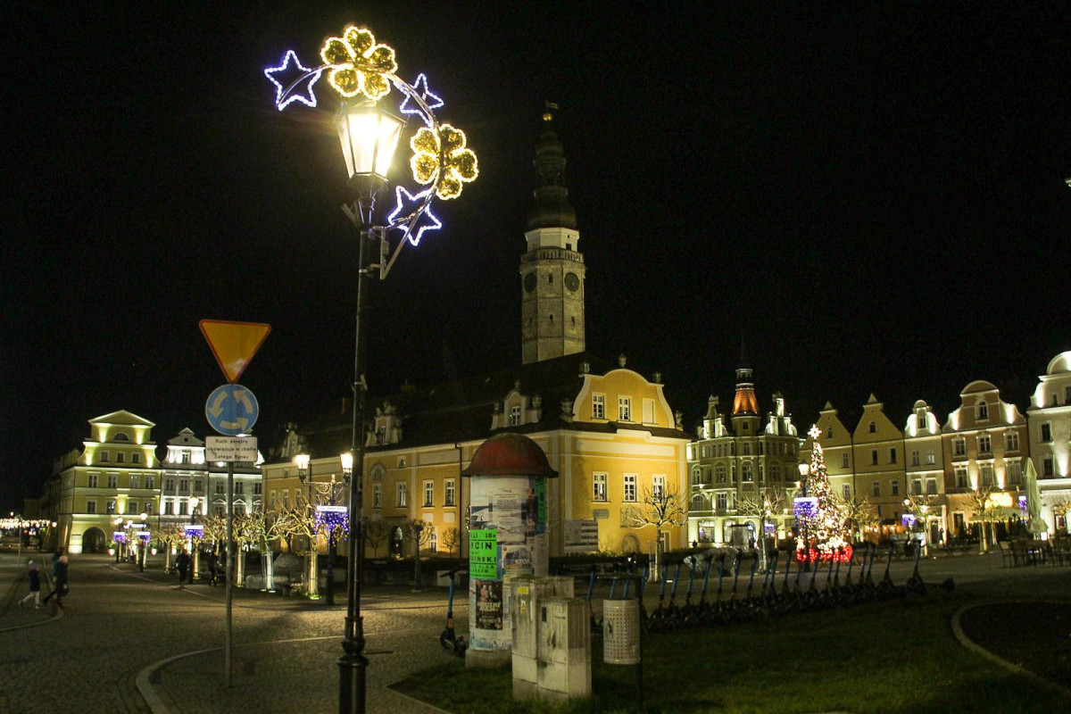 Świątecznie na bolesławieckim rynku