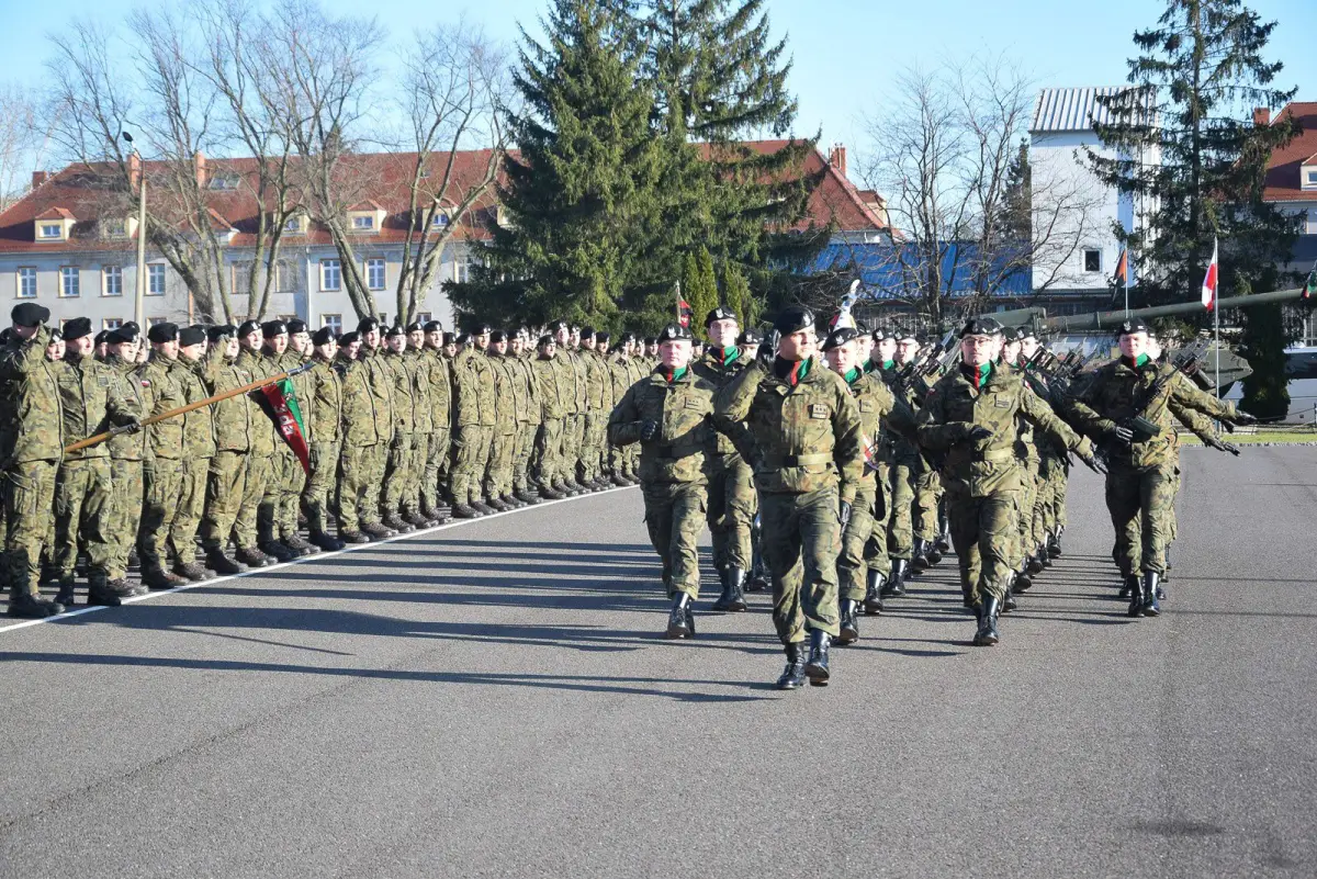 Uroczystość w 23 Śląskim Pułku Artylerii w Bolesławcu