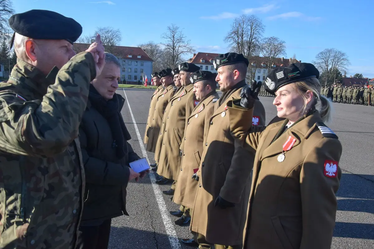 Uroczystość w 23 Śląskim Pułku Artylerii w Bolesławcu