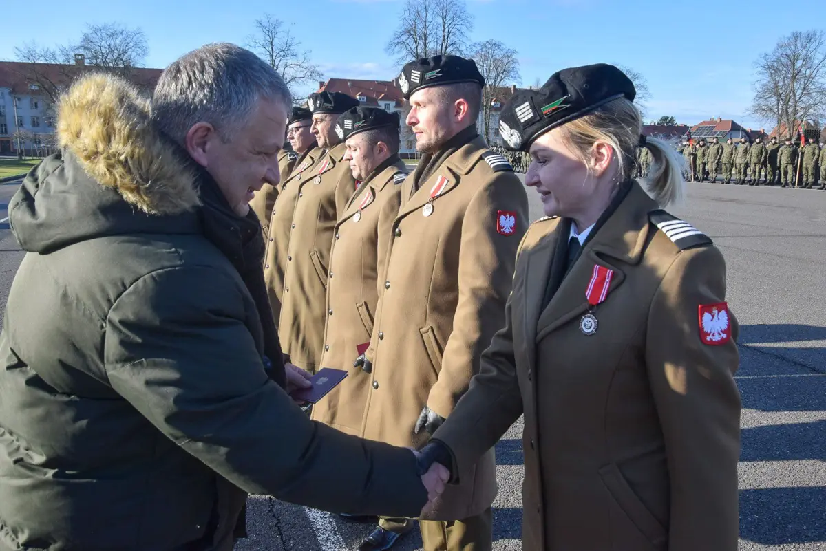 Uroczystość w 23 Śląskim Pułku Artylerii w Bolesławcu