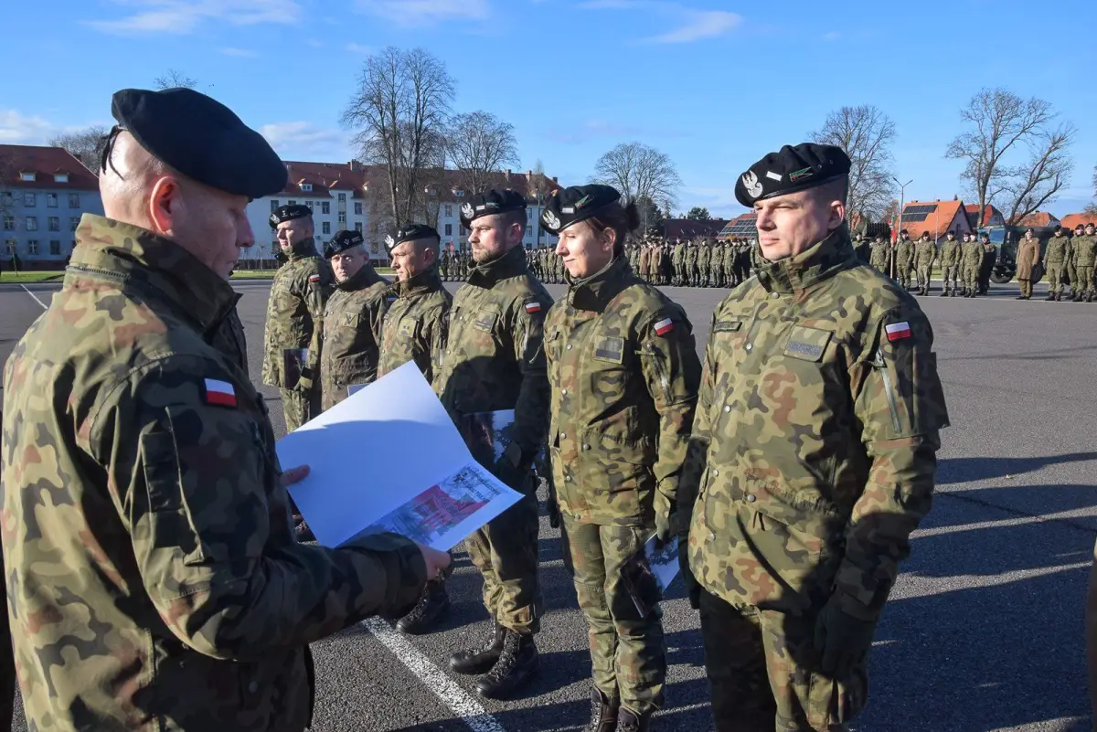 Uroczystość w 23 Śląskim Pułku Artylerii w Bolesławcu