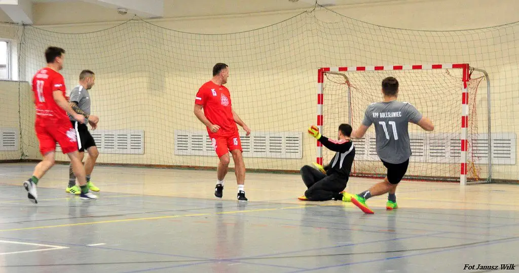 24 Mikołajkowy Turniej Halowej Piłki Nożnej Strażaków PSP