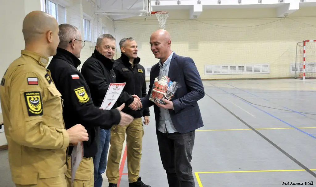 24 Mikołajkowy Turniej Halowej Piłki Nożnej Strażaków PSP