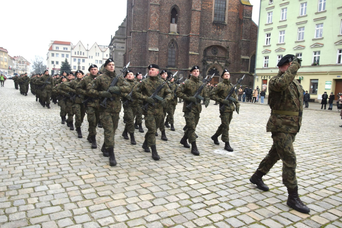 Żołnierze ochotnicy z 23 Śląskiego Pułku Artylerii złożyli przysięgę