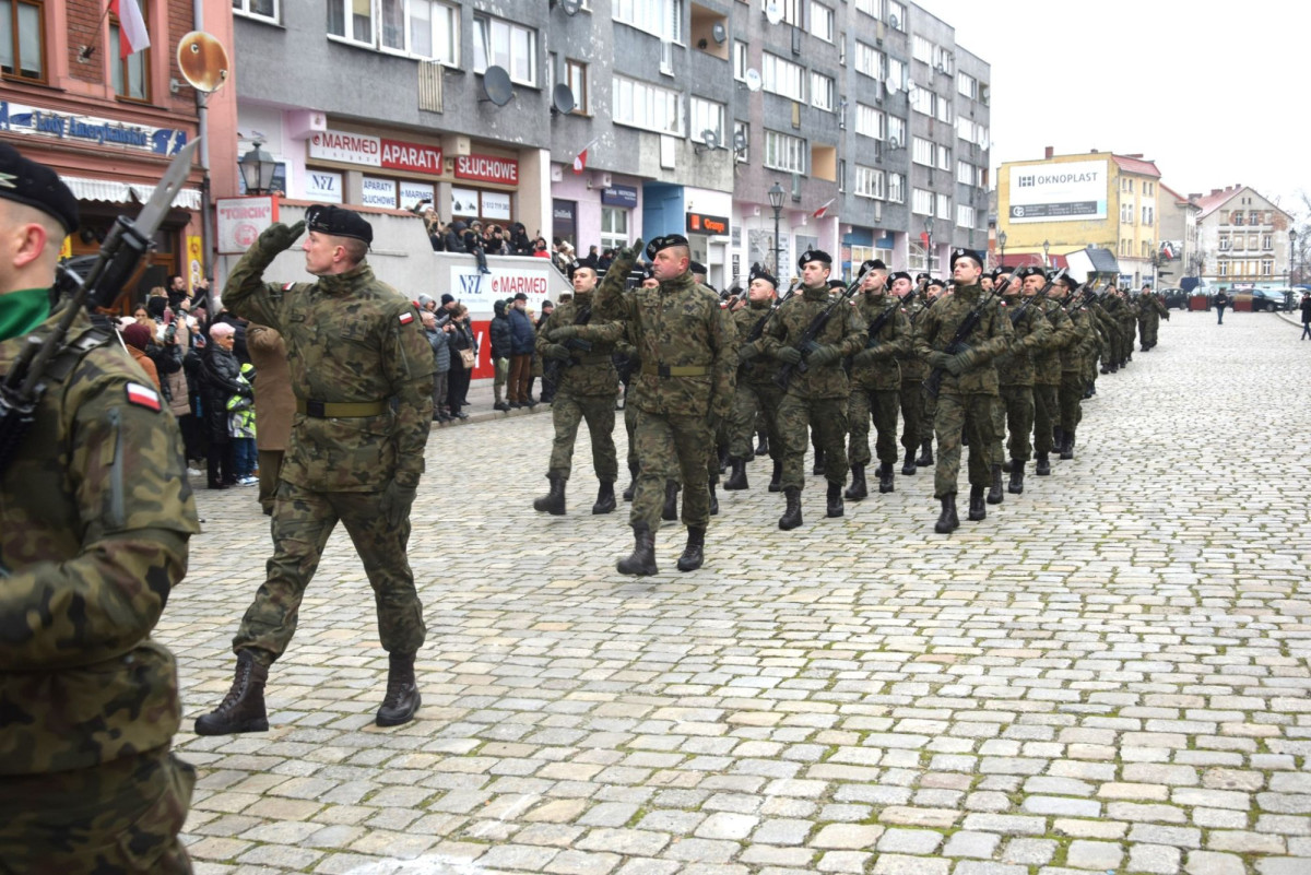 Żołnierze ochotnicy z 23 Śląskiego Pułku Artylerii złożyli przysięgę