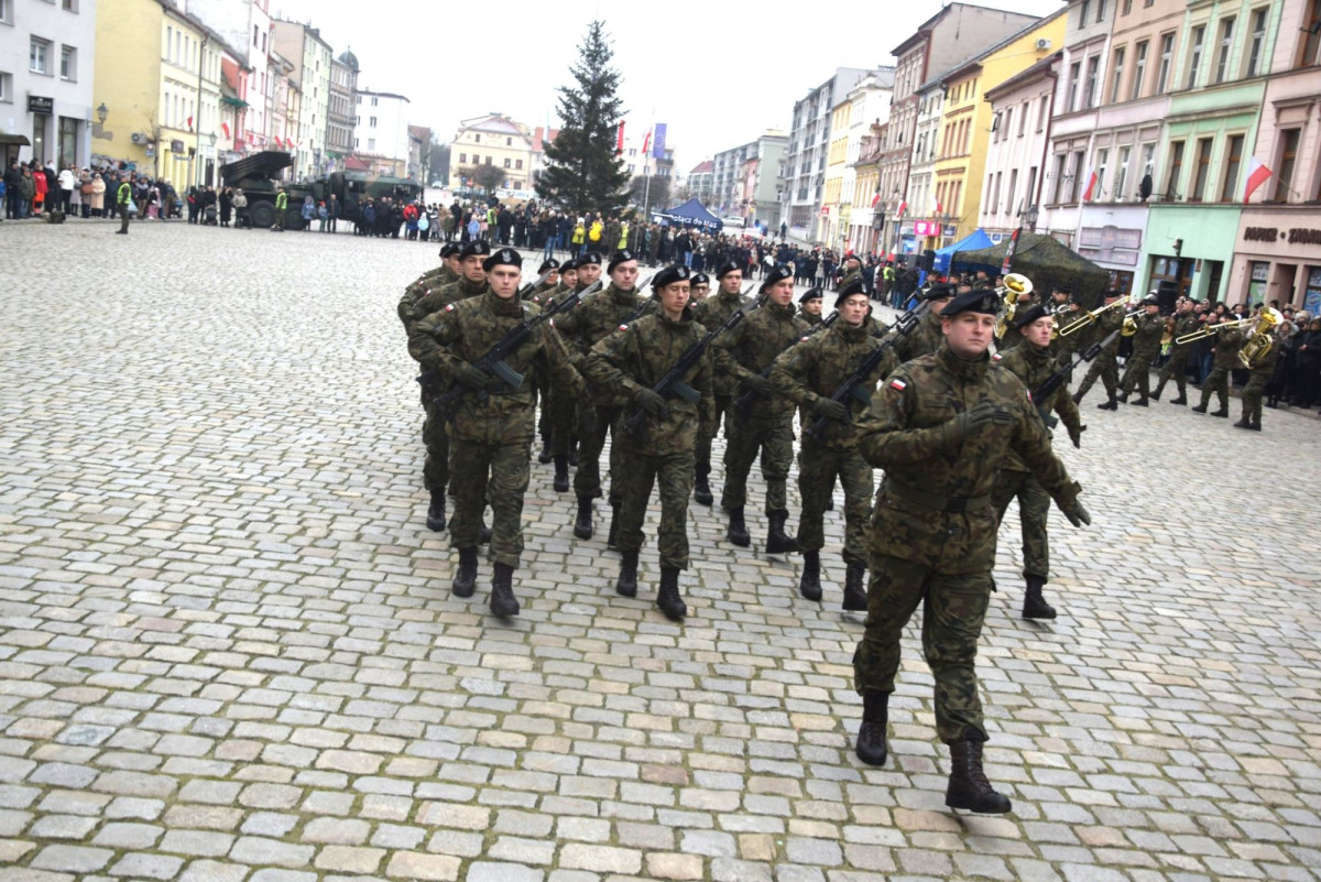 Żołnierze ochotnicy z 23 Śląskiego Pułku Artylerii złożyli przysięgę