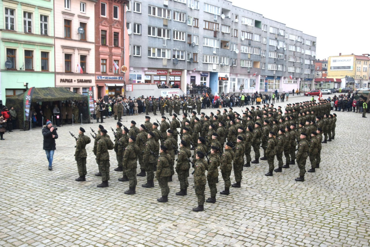 Żołnierze ochotnicy z 23 Śląskiego Pułku Artylerii złożyli przysięgę