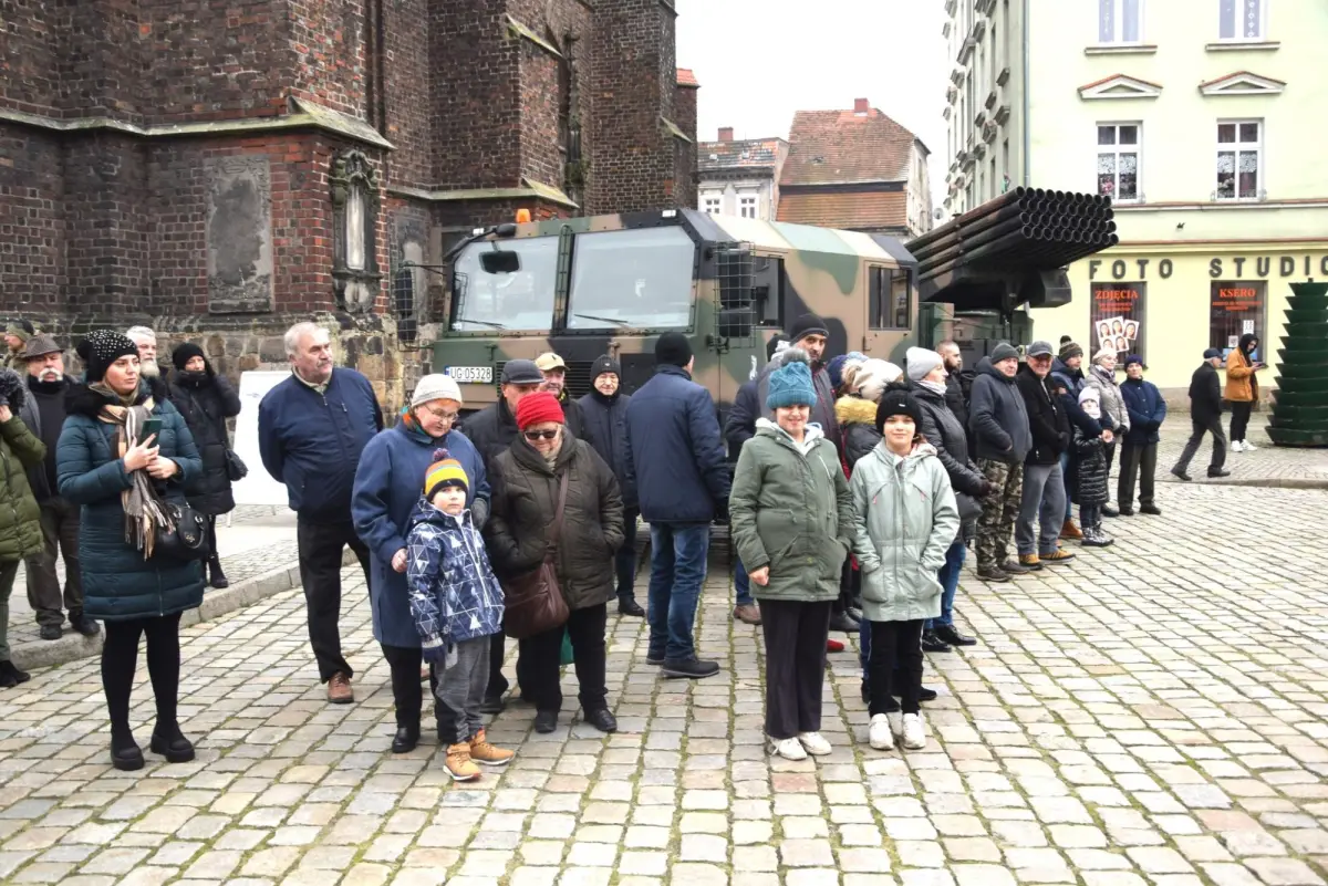 Солдати-добровольці з 23-го Сілезького артилерійського полку склали присягу