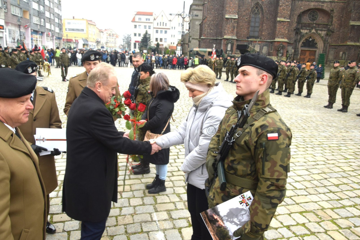 Żołnierze ochotnicy z 23 Śląskiego Pułku Artylerii złożyli przysięgę
