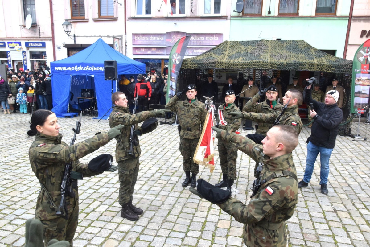 Żołnierze ochotnicy z 23 Śląskiego Pułku Artylerii złożyli przysięgę