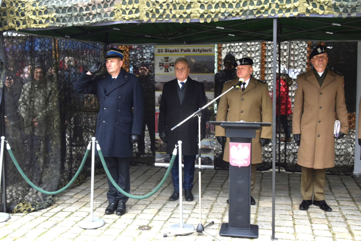 Żołnierze ochotnicy z 23 Śląskiego Pułku Artylerii złożyli przysięgę