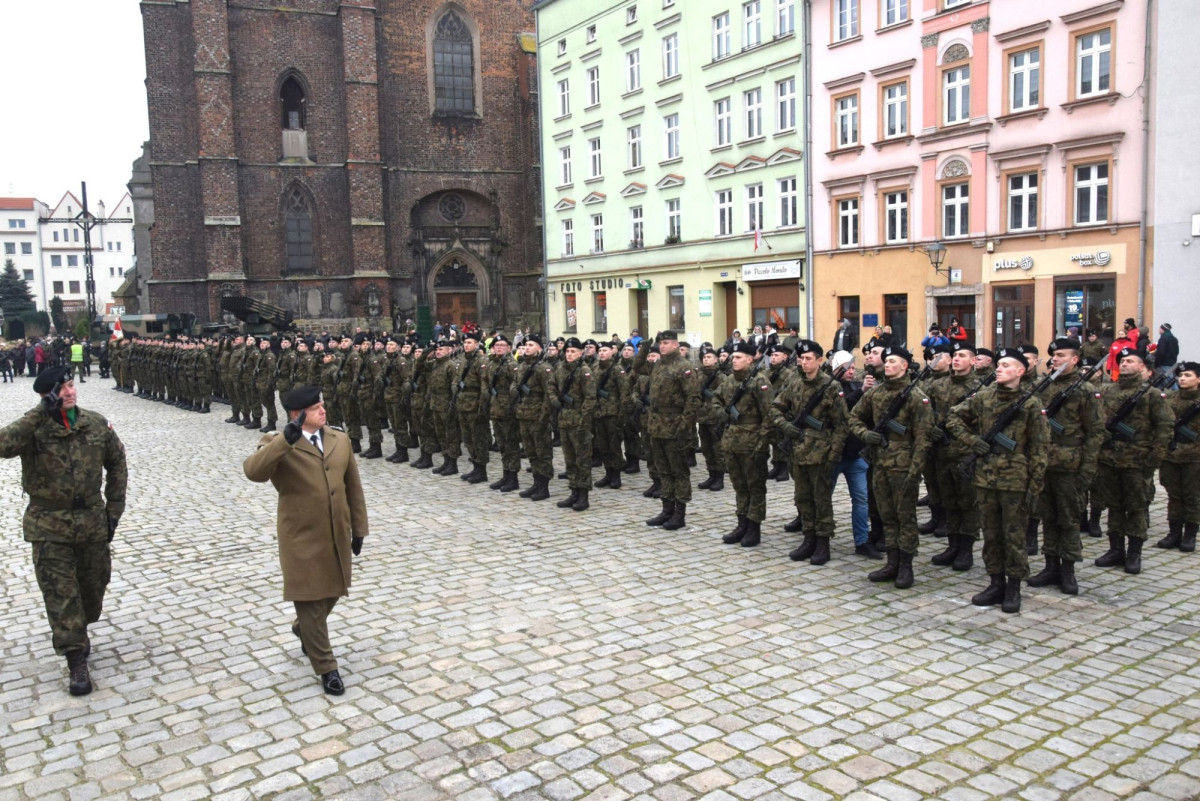 Żołnierze ochotnicy z 23 Śląskiego Pułku Artylerii złożyli przysięgę