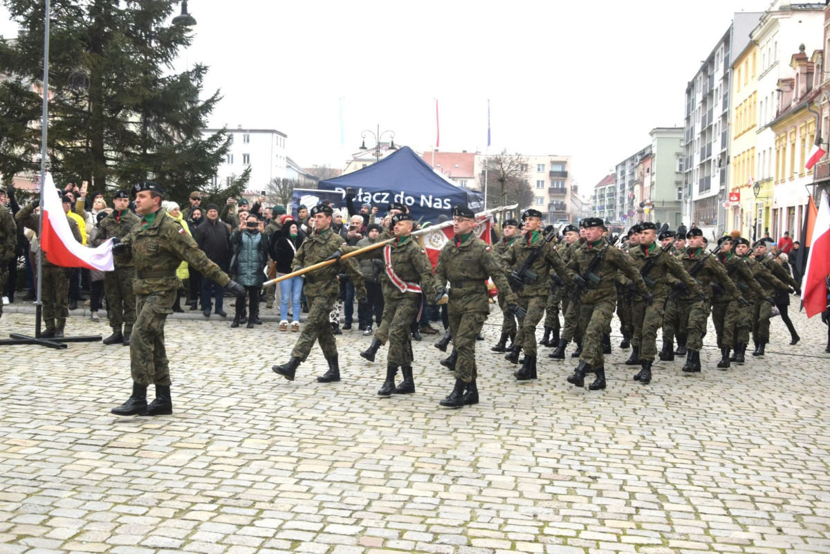 Żołnierze ochotnicy z 23 Śląskiego Pułku Artylerii złożyli przysięgę