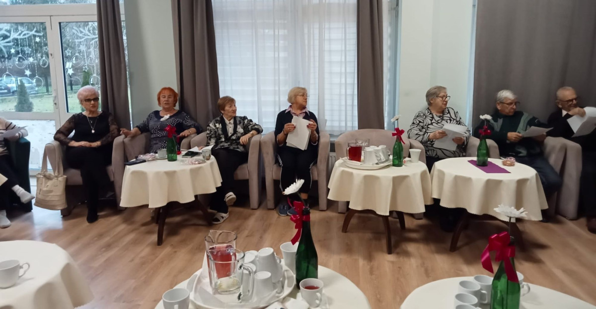 Spotkanie seniorów z harcerzami