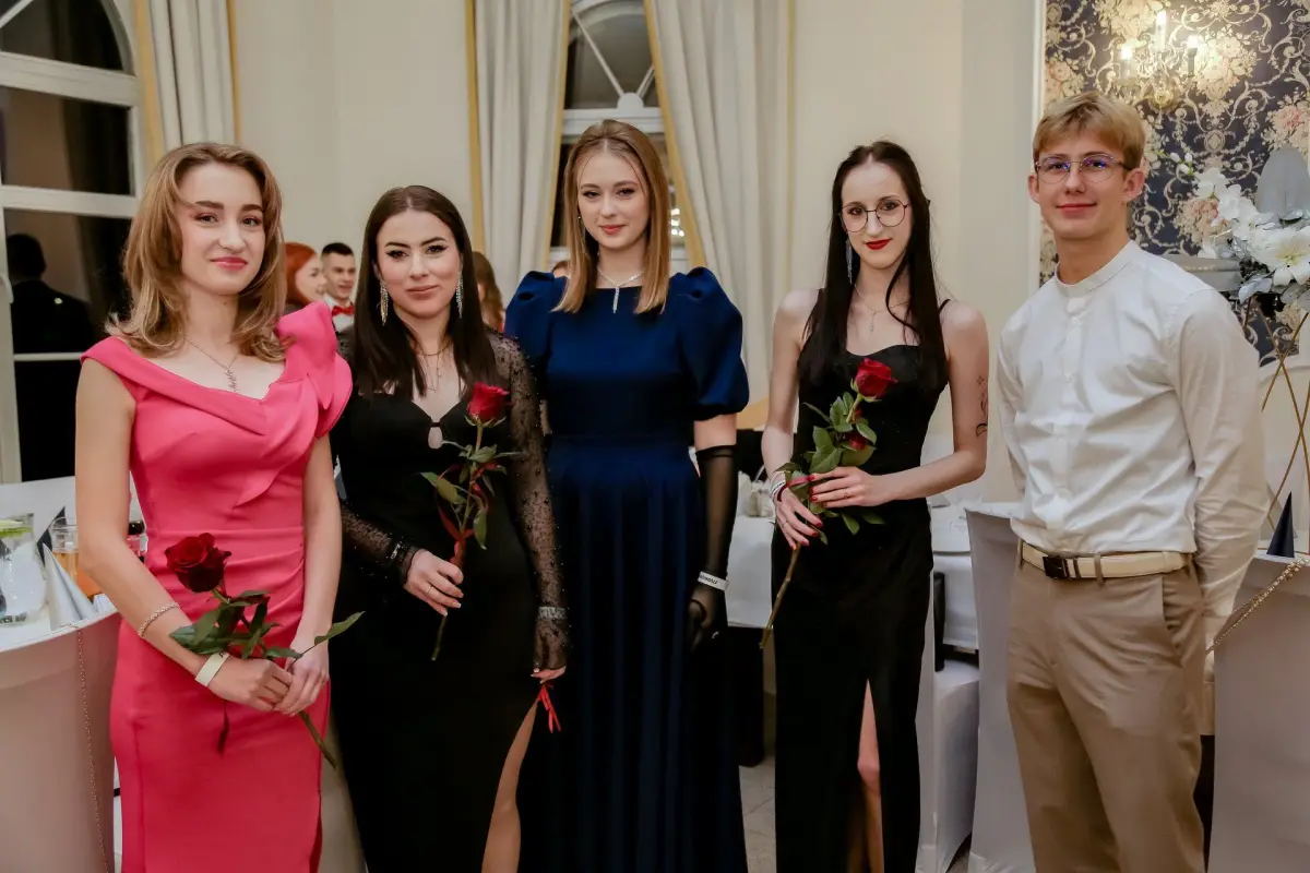 Studniówka maturzystów Zespołu Szkół Handlowych i Usługowych w Bolesławcu