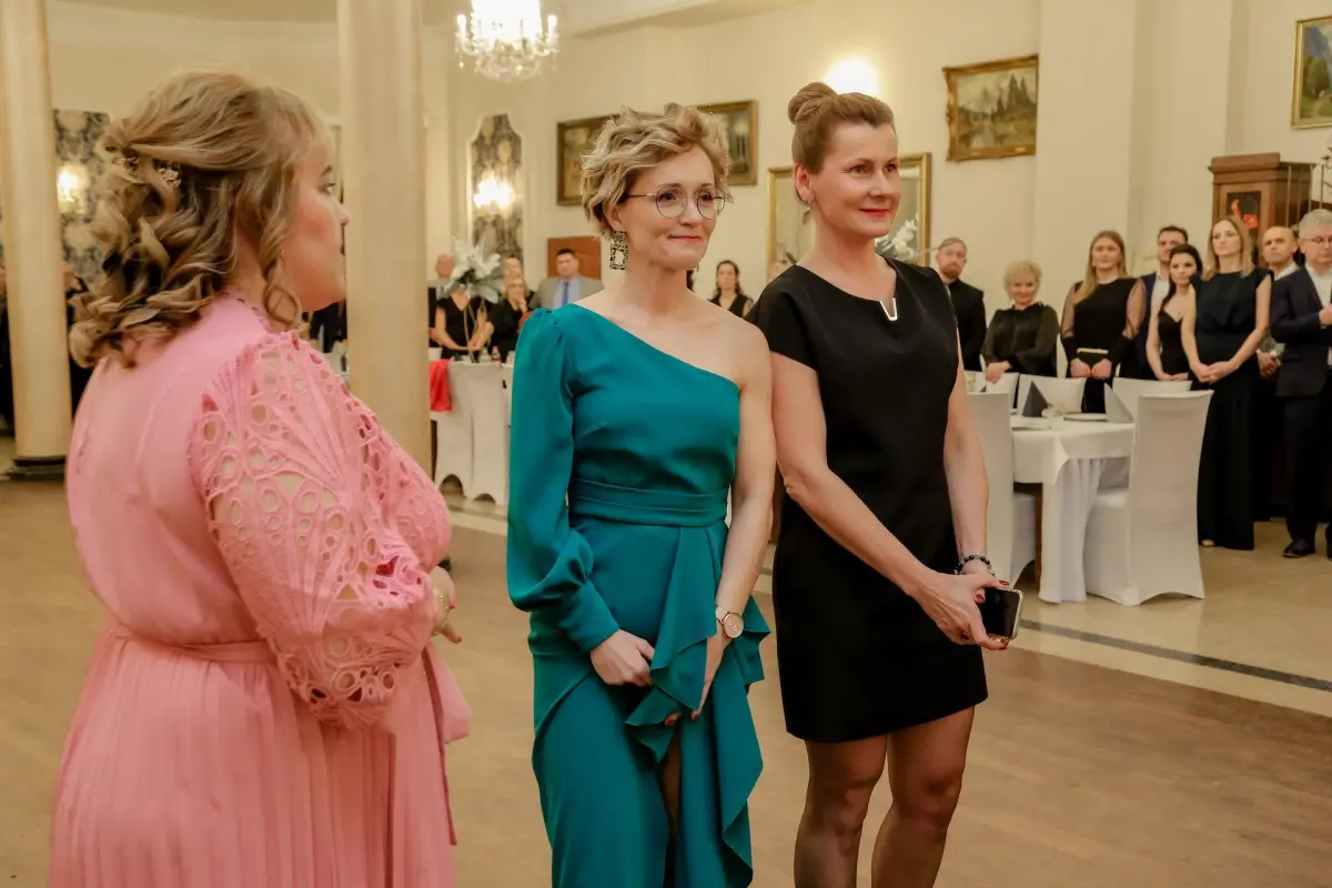 Studniówka maturzystów Zespołu Szkół Handlowych i Usługowych w Bolesławcu