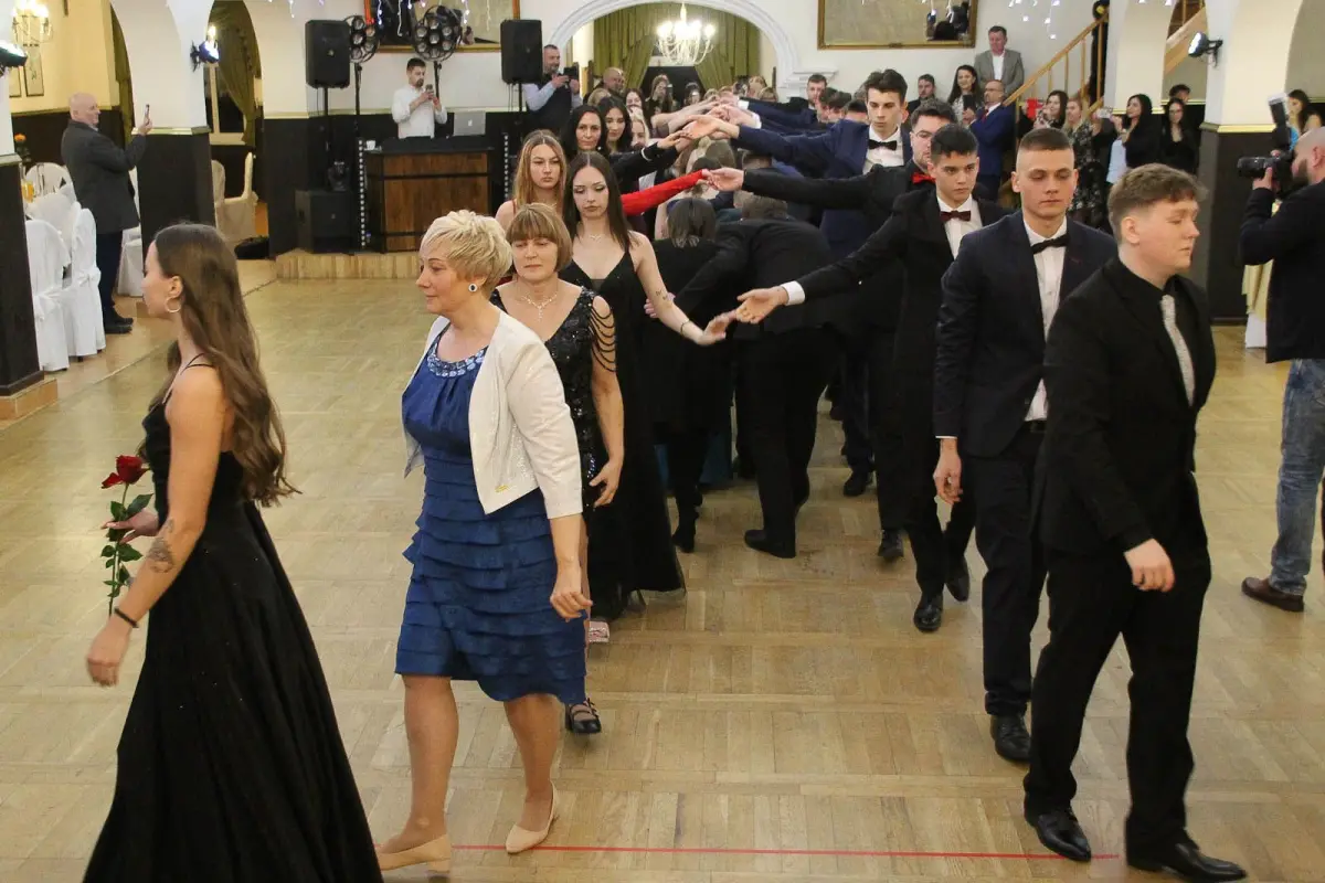 Studniówka uczniów z ZSM