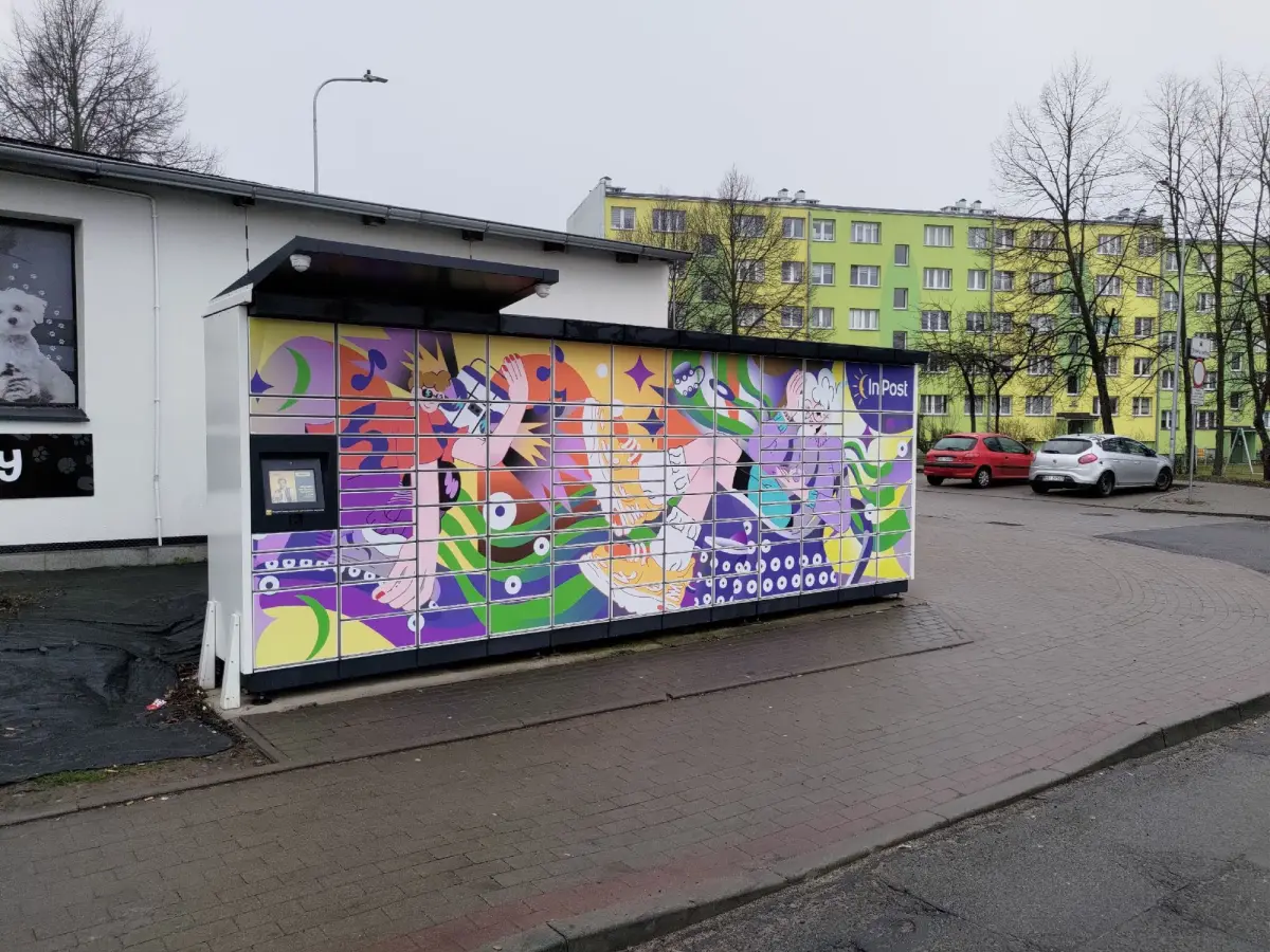 Bolesławiecka ceramika na Paczkomacie
