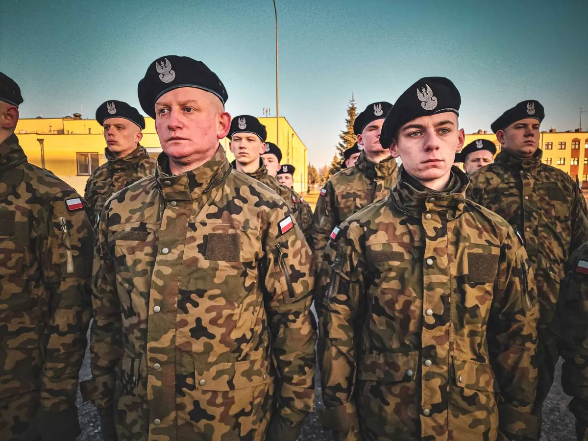 Uroczystość w 10 Brygadzie Kawalerii Pancernej w Świętoszowie