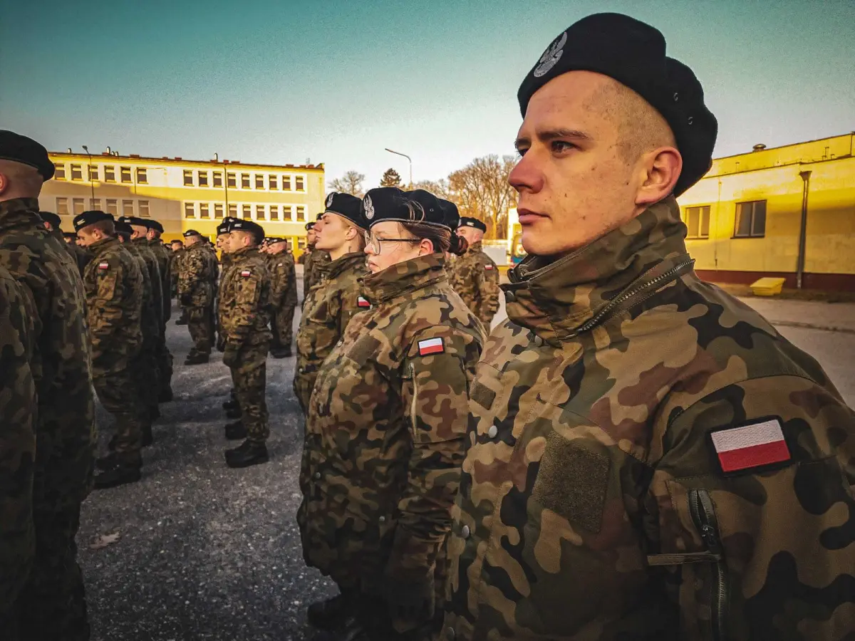 Uroczystość w 10 Brygadzie Kawalerii Pancernej w Świętoszowie