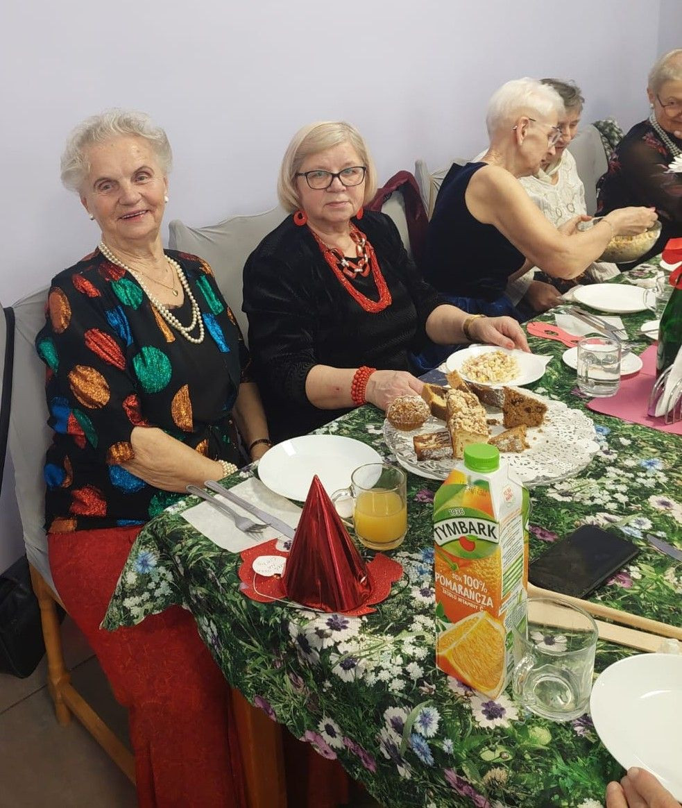 Bolesławieccy seniorzy bawili się na balu karnawałowym