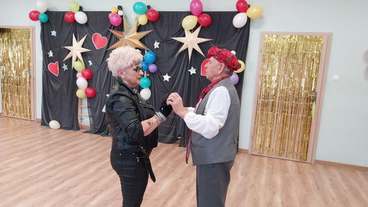 Bolesławieccy seniorzy bawili się na balu karnawałowym