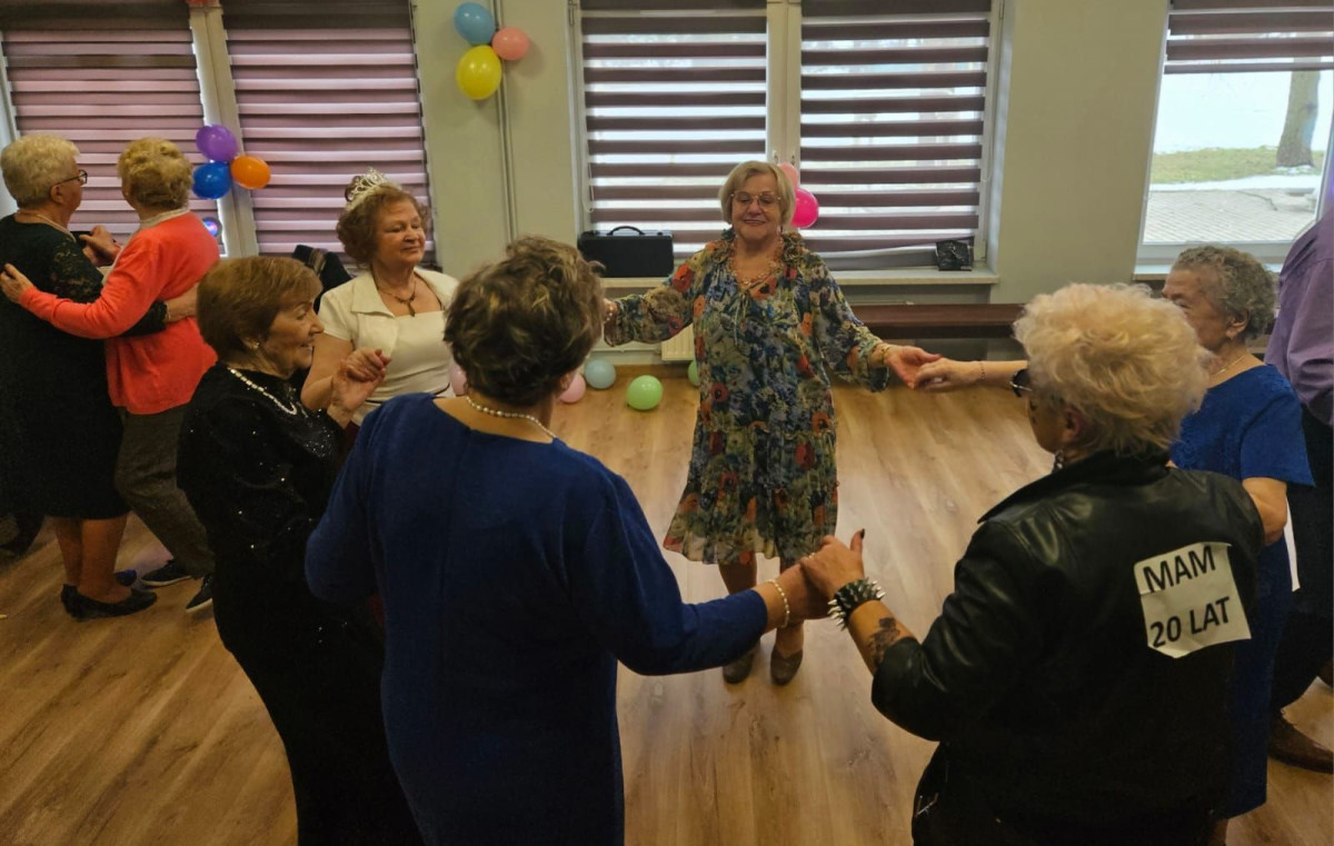 Bolesławieccy seniorzy bawili się na balu karnawałowym
