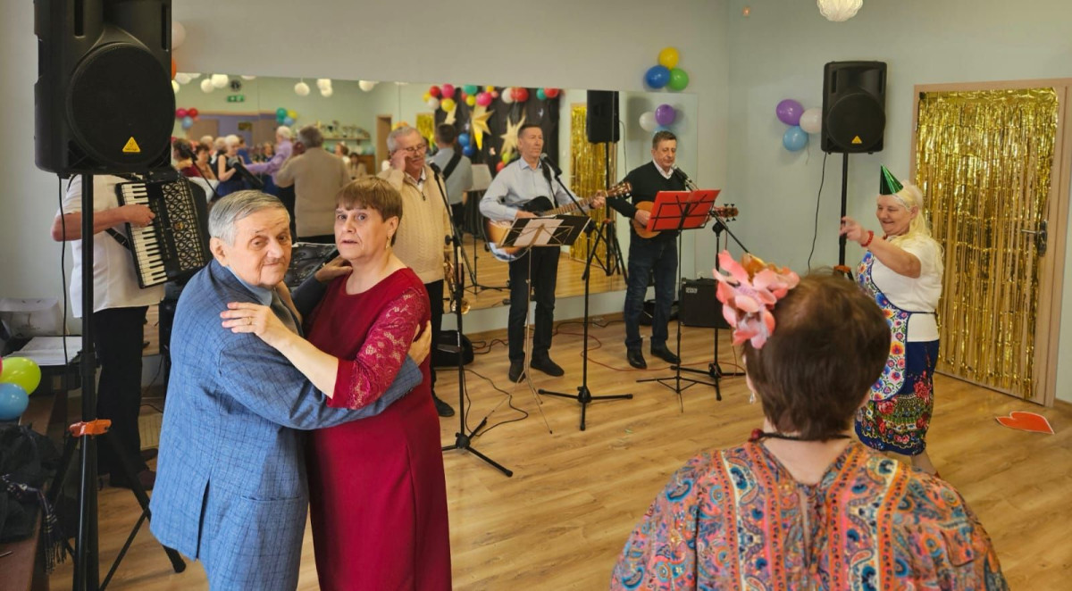 Bolesławieccy seniorzy bawili się na balu karnawałowym