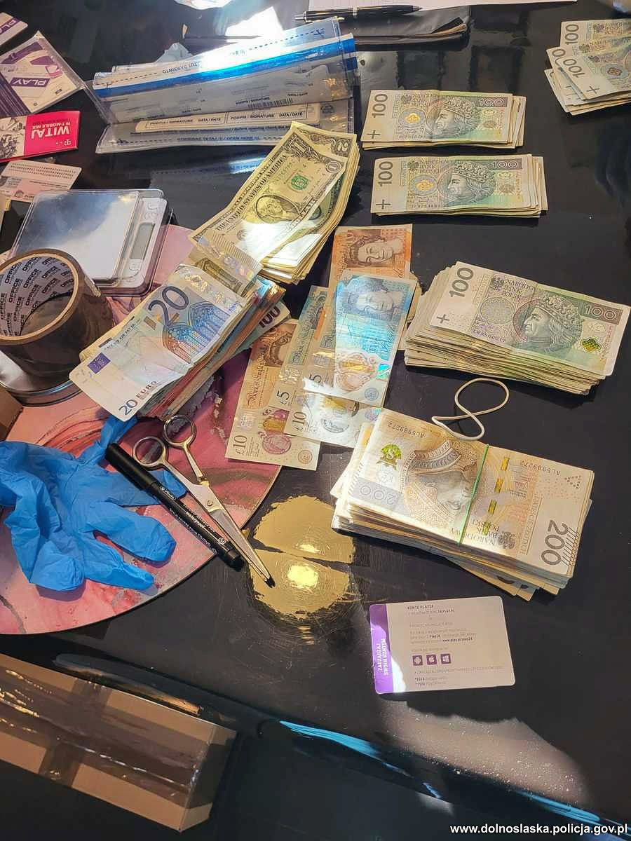 Narkotyki i podejrzany