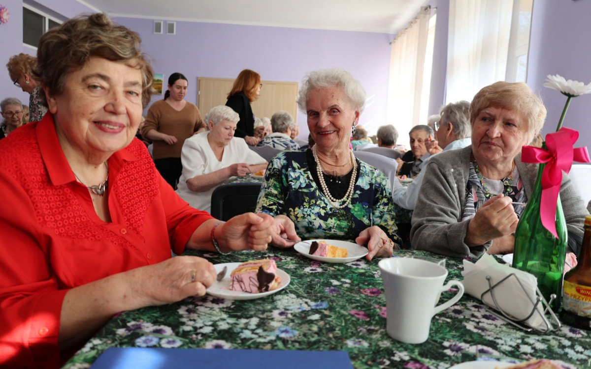 Dzień Kobiet i Dzień Mężczyzny w Dziennym Dom Senior+ w Bolesławcu