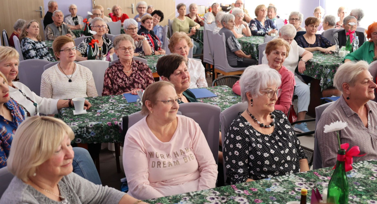 Dzień Kobiet i Dzień Mężczyzny w Dziennym Dom Senior+ w Bolesławcu