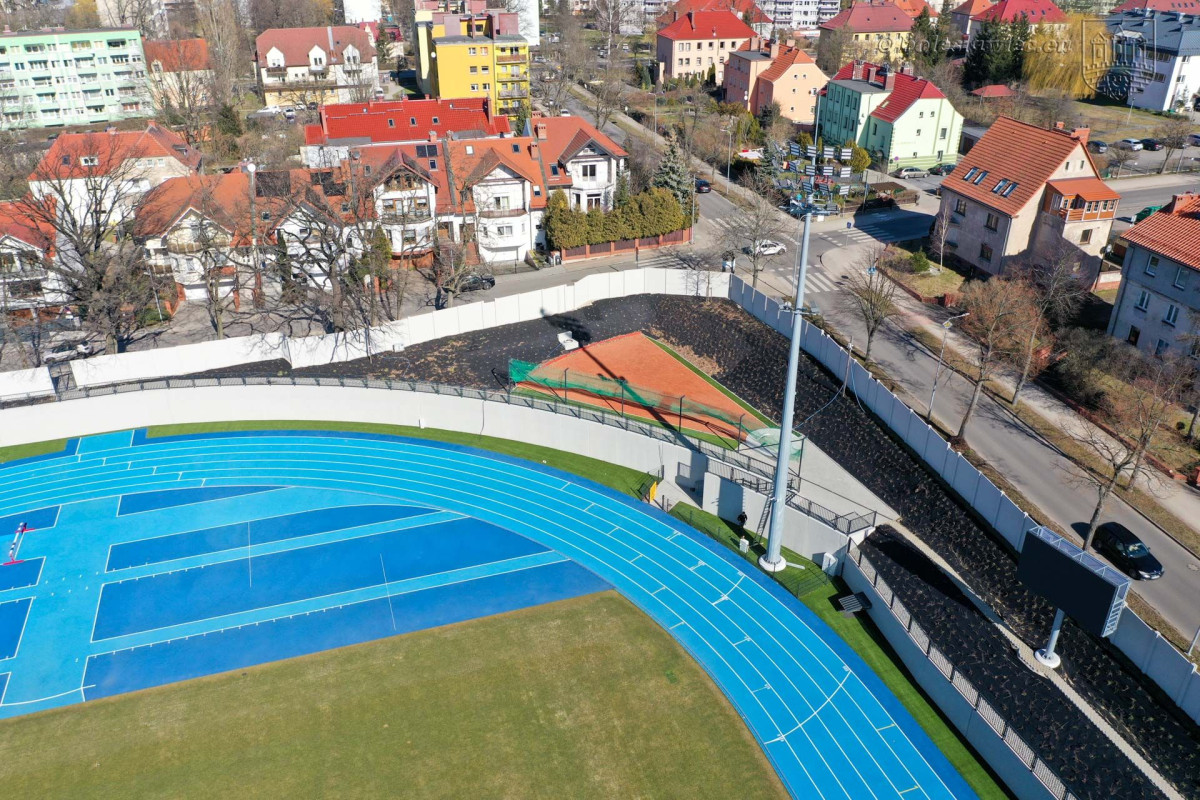 Stadion miejski w Bolesławcu niemal gotowy - marzec 2025