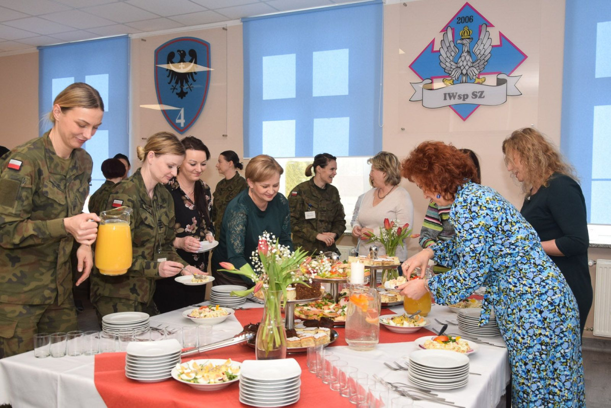 Uroczystość w 23 Śląskim Pułku Artylerii w Bolesławcu