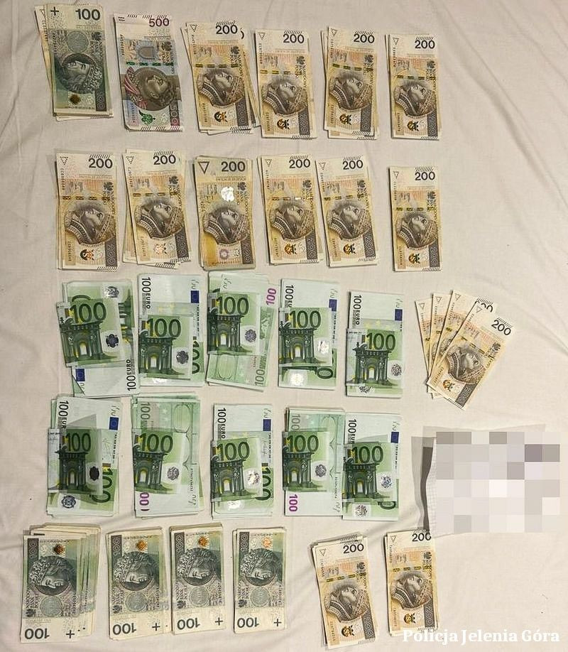 Podejrzany i pieniądze