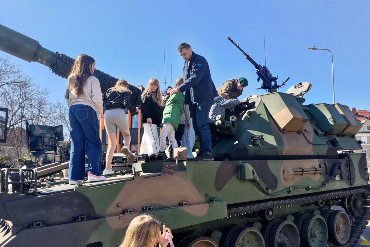 Piknik wojskowy w Bolesławcu