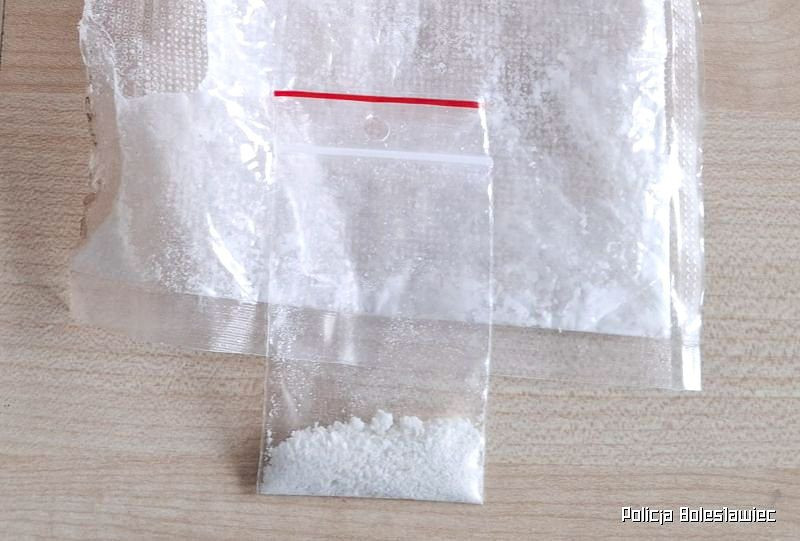 Narkotyki i podejrzany