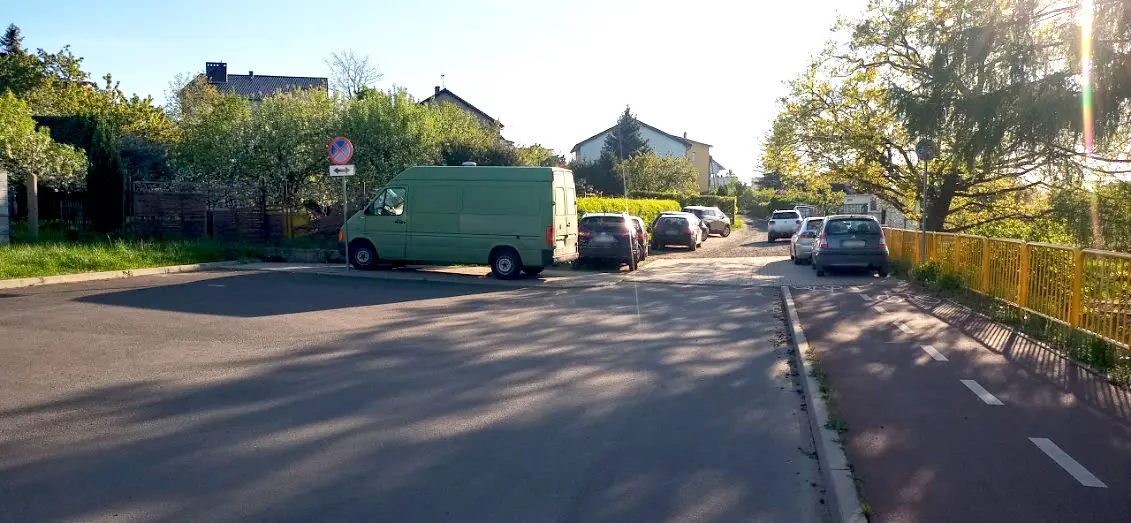 Miejsce do zawracania pojazdów przy Jagiellonów